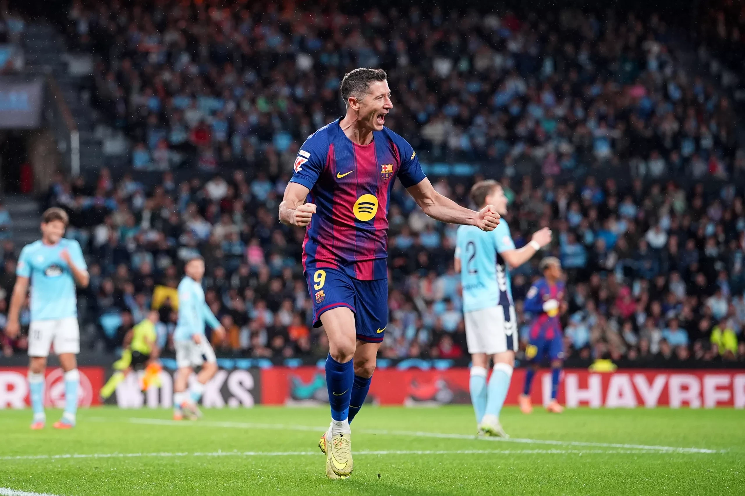 Robert Lewandowski unstoppable — Barcelona blast Celta, title chase heats up
