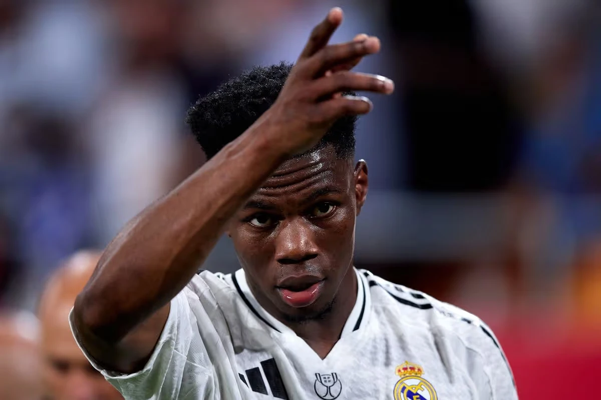 Why Manchester United prioritizes Elliot Anderson and Aurelien Tchouameni for a midfield overhaul