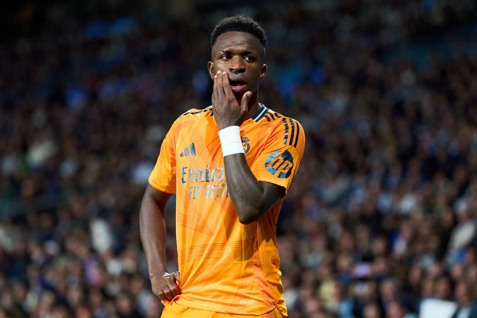 SHOCK: Real Madrid officially sets €150M price tag as Vinicius Junior contract talks collapse