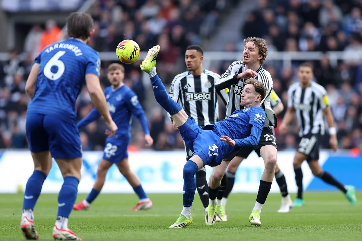 The Woltemade Mystery: Why Did Eddie Howe Pull Him After Only 25 Minutes?